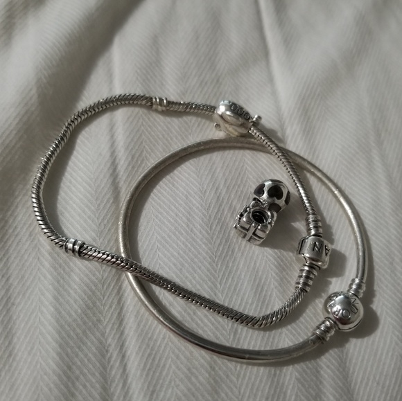 Pandora Jewelry - Pandora bundle